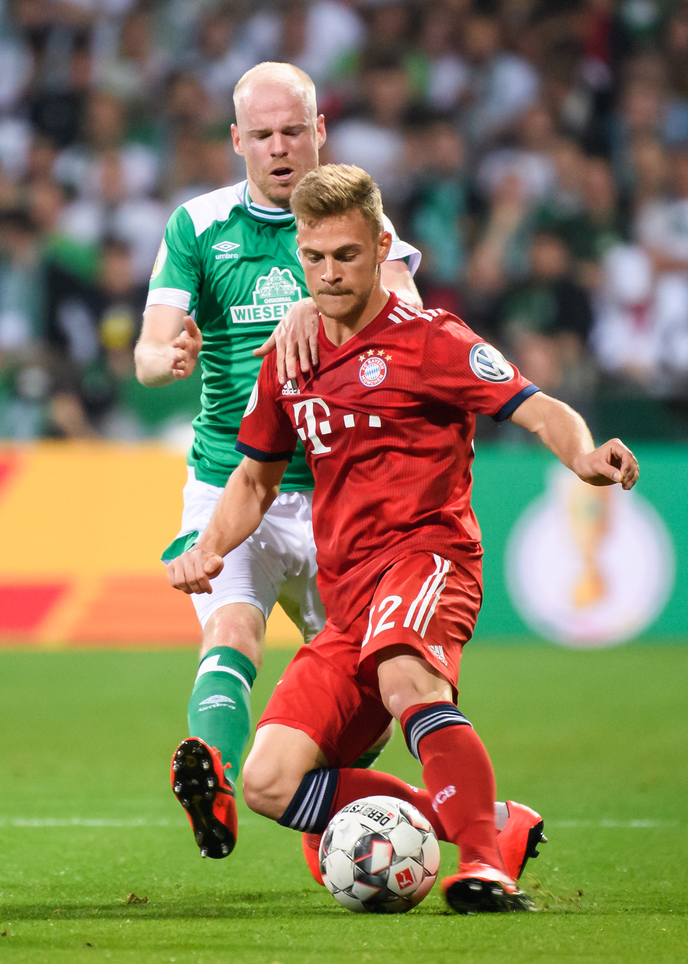 己的角色定 己的角色定