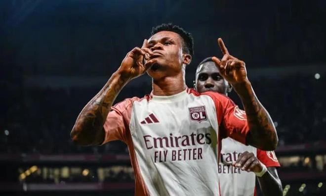 足球真正意 足球真正意