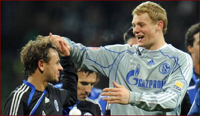 背后的深远 背后的深远