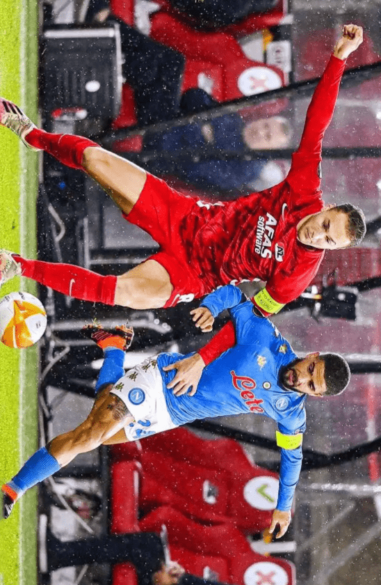 抗激烈的英 抗激烈的英