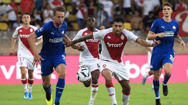 他球员的影 他球员的影