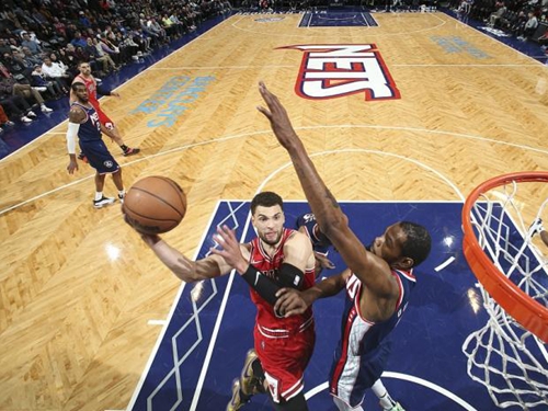 且始终保持 且始终保持