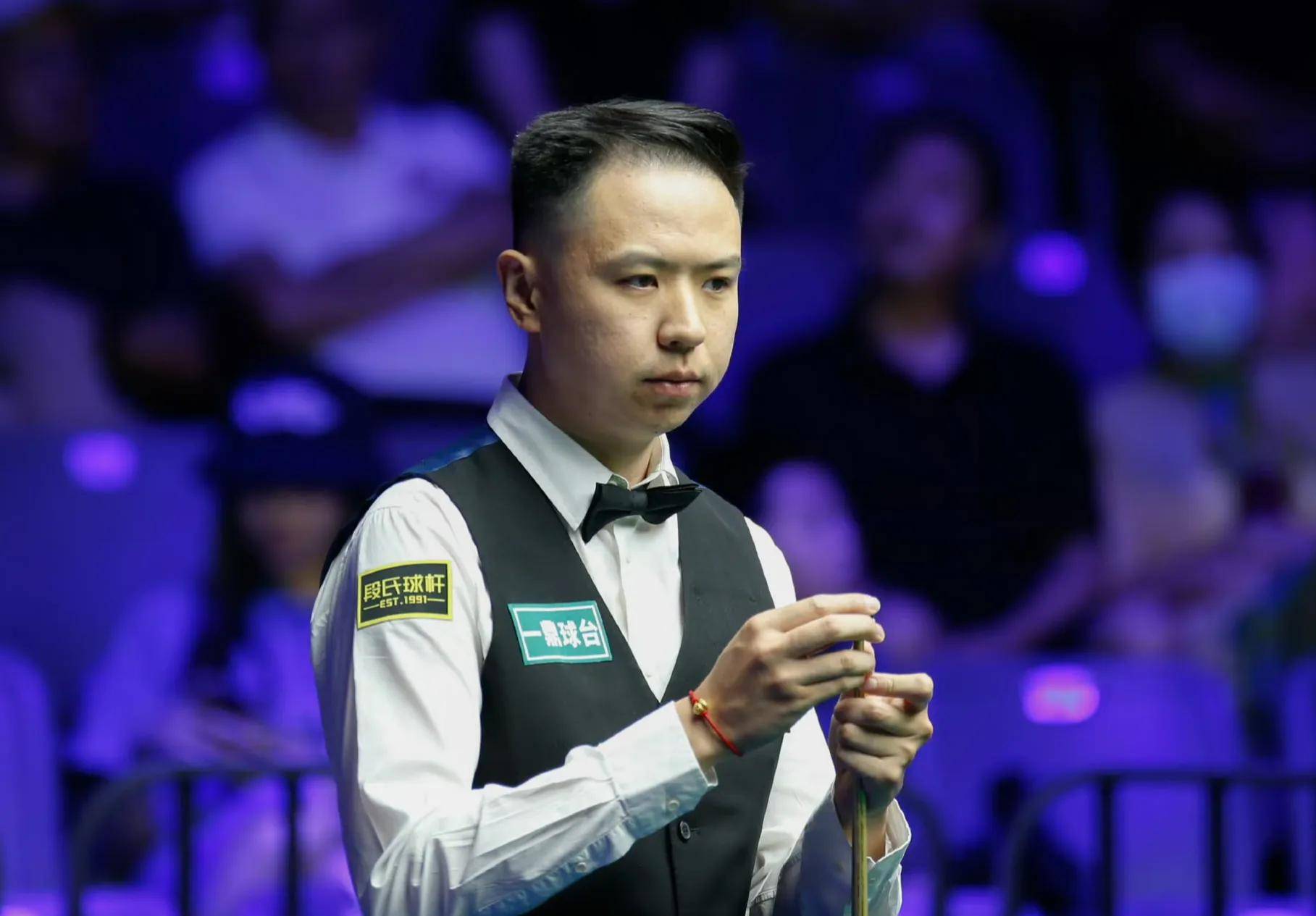 员久久难以 员久久难以