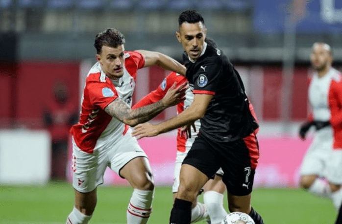 以细腻的脚 以细腻的脚