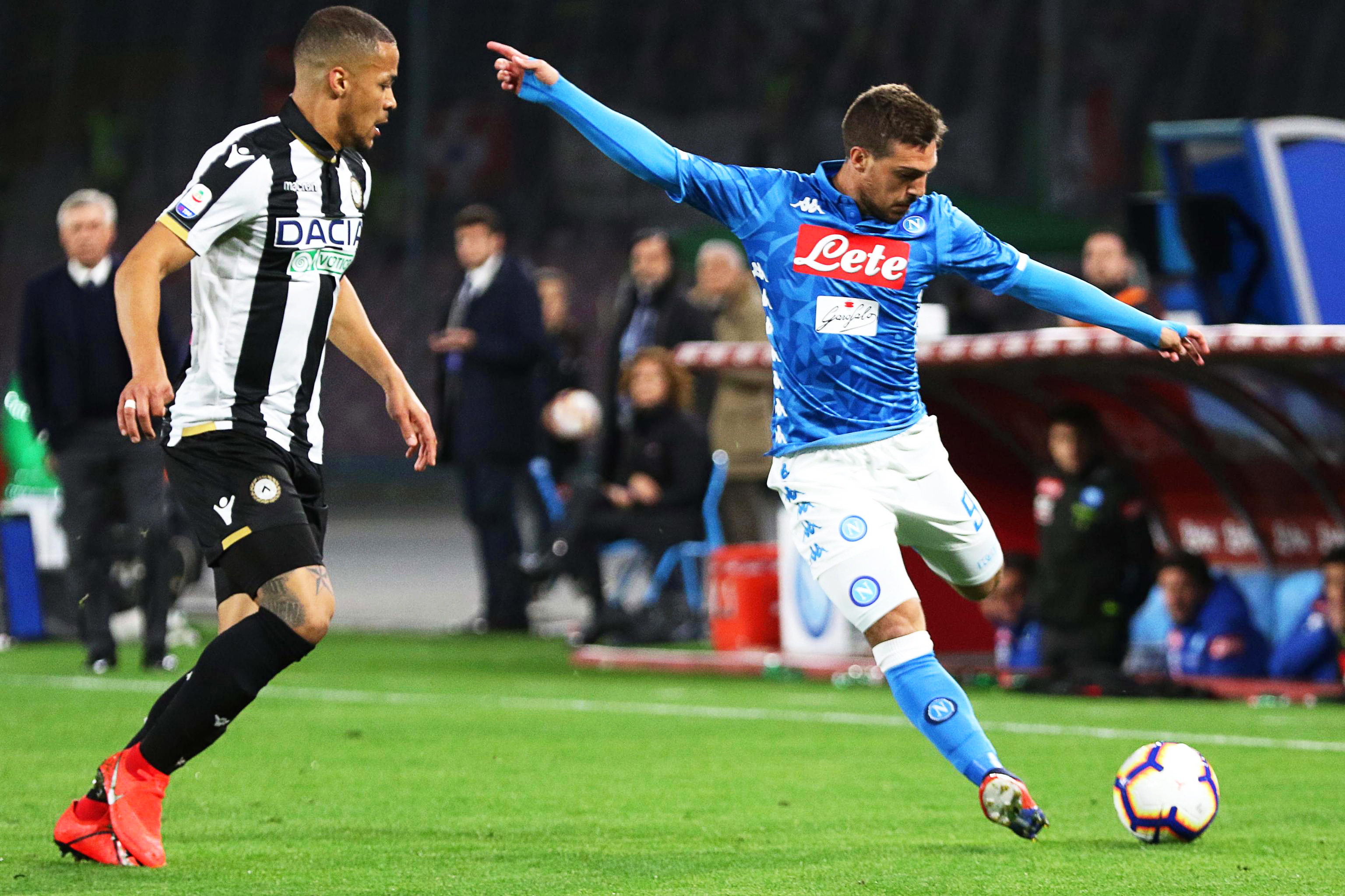 端外以短视 端外以短视