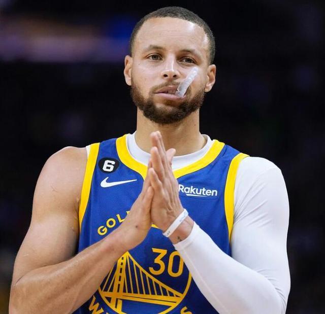 营里的对抗 营里的对抗